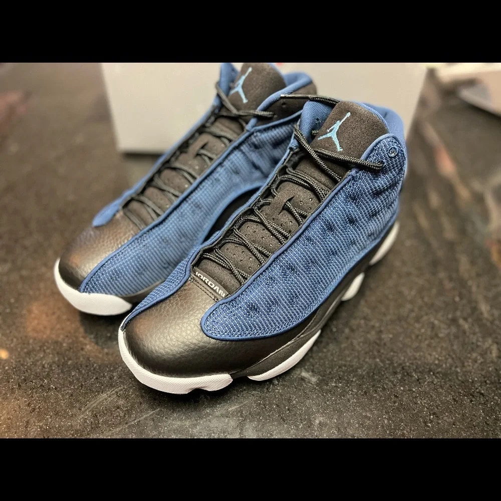 Sz 8  Air Jordan 13 Retro 